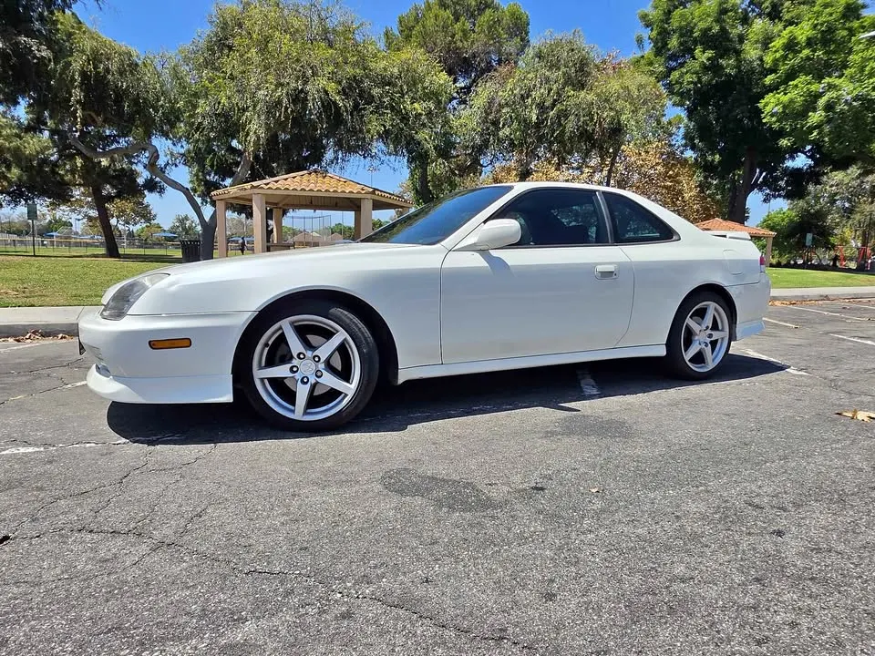 1998 Honda Prelude - AUTOMOBILE - United States