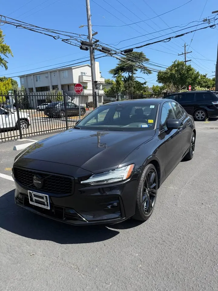 2024 Volvo s60 - AUTOMOBILE - United States