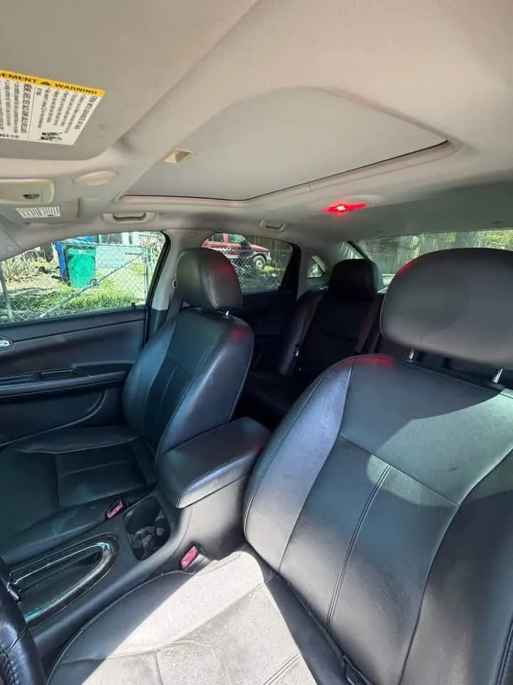 2014 Chevrolet impala - AUTOMOBILE - United States