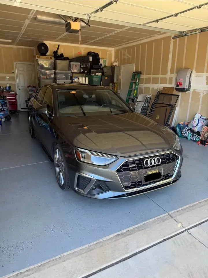 2020 Audi a4 - AUTOMOBILE - United States