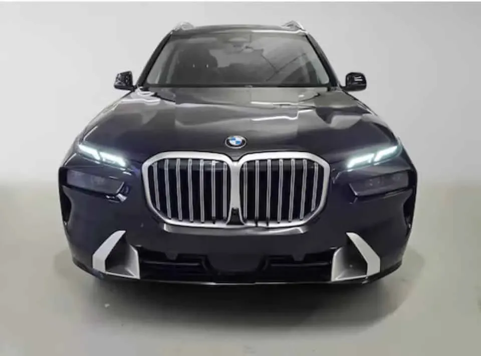 2025 BMW x7 - AUTOMOBILE - United States