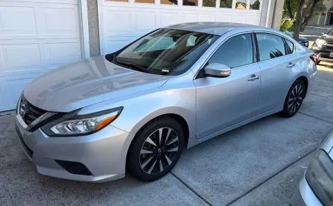 2018 Nissan altima - AUTOMOBILE - United States - Photo 2