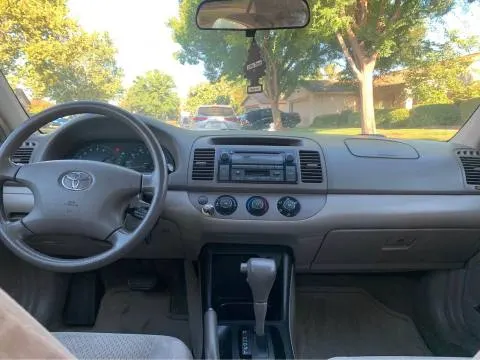 2002 Toyota camry - AUTOMOBILE - United States - Photo 3