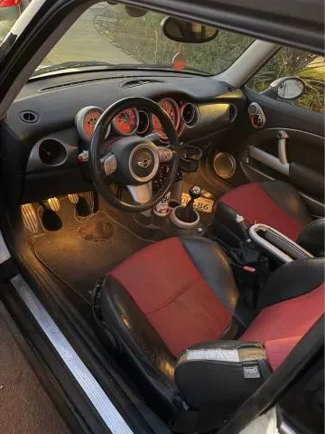 2006 MINI cooper - AUTOMOBILE - United States - Photo 2