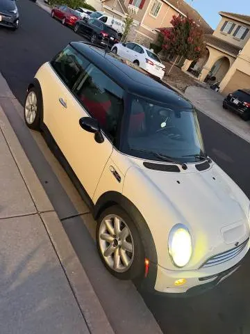 2006 MINI cooper - AUTOMOBILE - United States