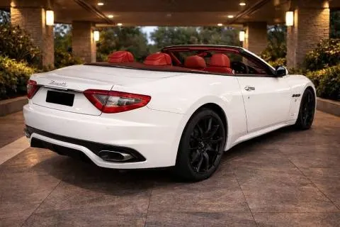 2010 Maserati grand cab v8 - AUTOMOBILE - Singapore - Singapore - Photo 2
