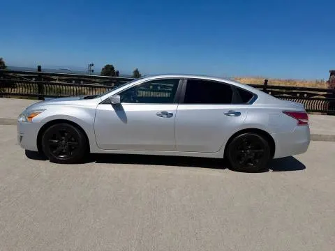 2014 Nissan altima - AUTOMOBILE - United States - Photo 3