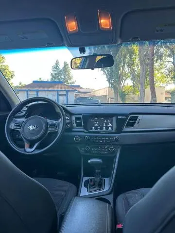 2019 Kia niro - AUTOMOBILE - United States - Photo 2