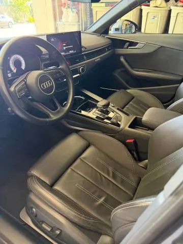 2020 Audi a4 - AUTOMOBILE - United States - Photo 2