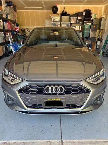 2020 Audi a4 - AUTOMOBILE - United States - Photo 3