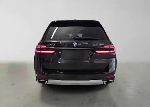 2025 BMW x7 - AUTOMOBILE - United States - Photo 3