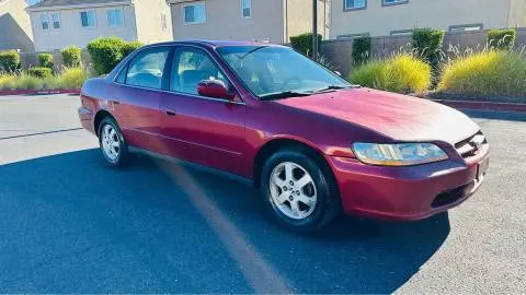 2000 Honda accord - AUTOMOBILE - United States - Photo 2