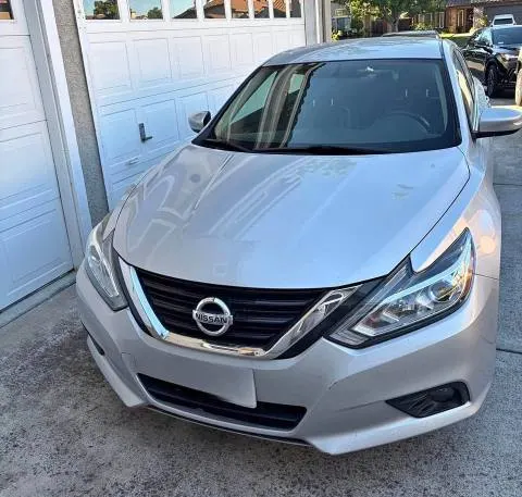 2018 Nissan altima - AUTOMOBILE - United States