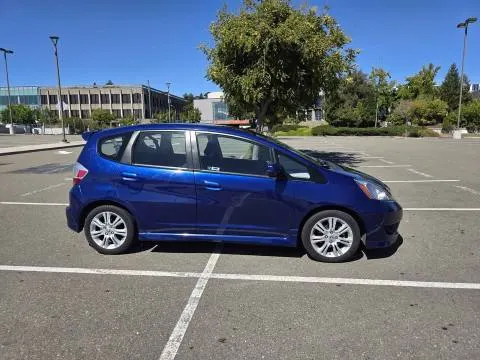 2009 Honda fit - AUTOMOBILE - United States - Photo 3