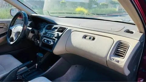 2000 Honda accord - AUTOMOBILE - United States - Photo 4
