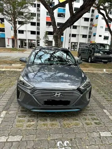 Hyundai Ioniq Hybrid 1.6 Sunroof - AUTOMOBILE - Singapore - Singapore - Photo 2