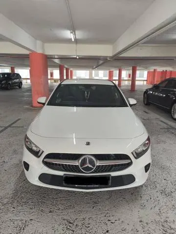 Mercedes Benz A180 Progressive - AUTOMOBILE - Singapore - Singapore - Photo 2