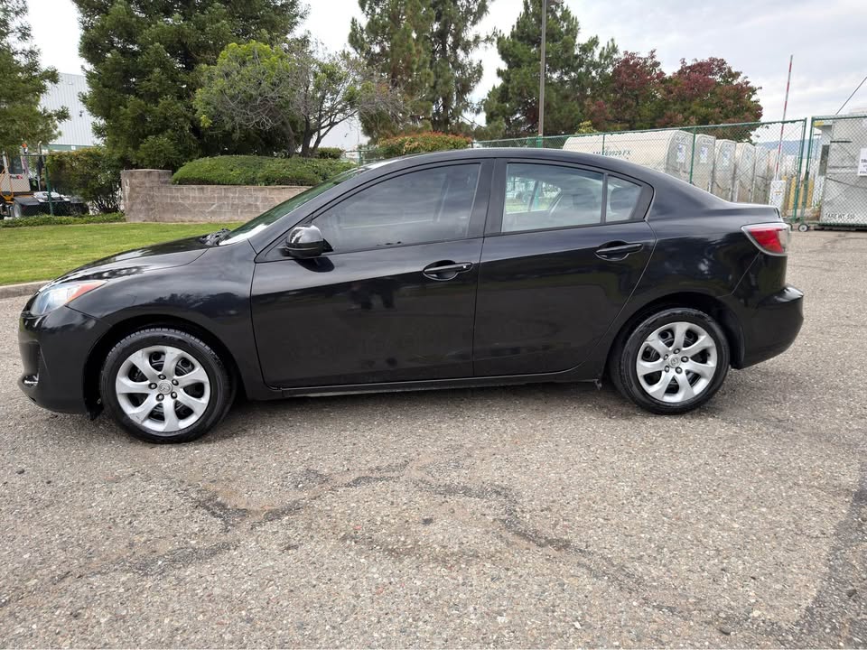 AUTOMOBILE - United States - Photo 2
