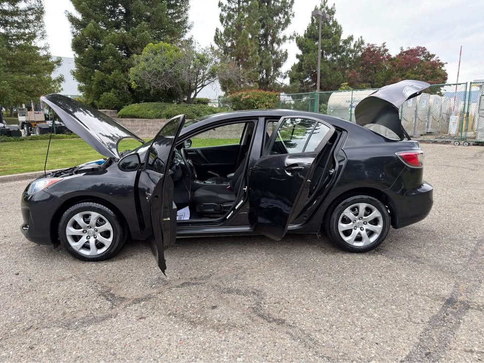 AUTOMOBILE - United States - Photo 5