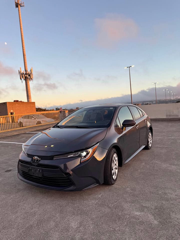 AUTOMOBILE - United States - Photo 3