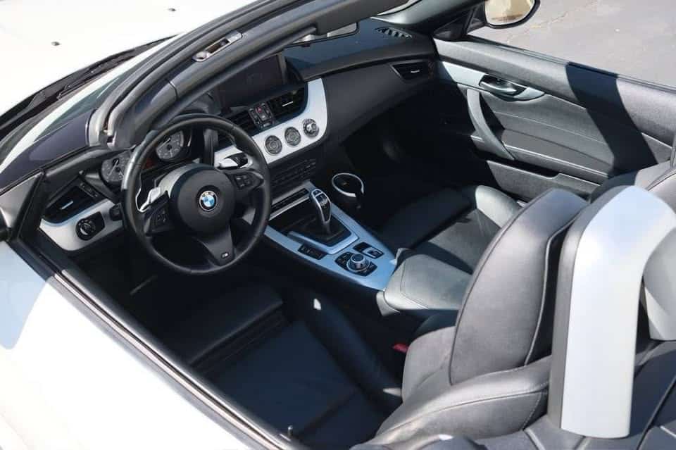 2011 BMW z4 s drive 35is convertible - AUTOMOBILE - United States - Photo 4