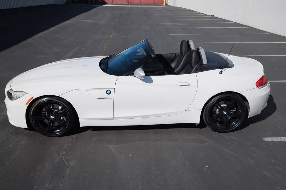 2011 BMW z4 s drive 35is convertible - AUTOMOBILE - United States - Photo 5