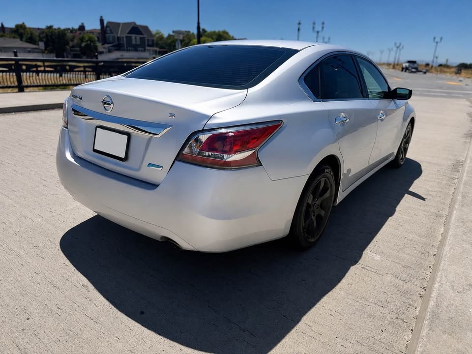 2014 Nissan altima - AUTOMOBILE - United States - Photo 4