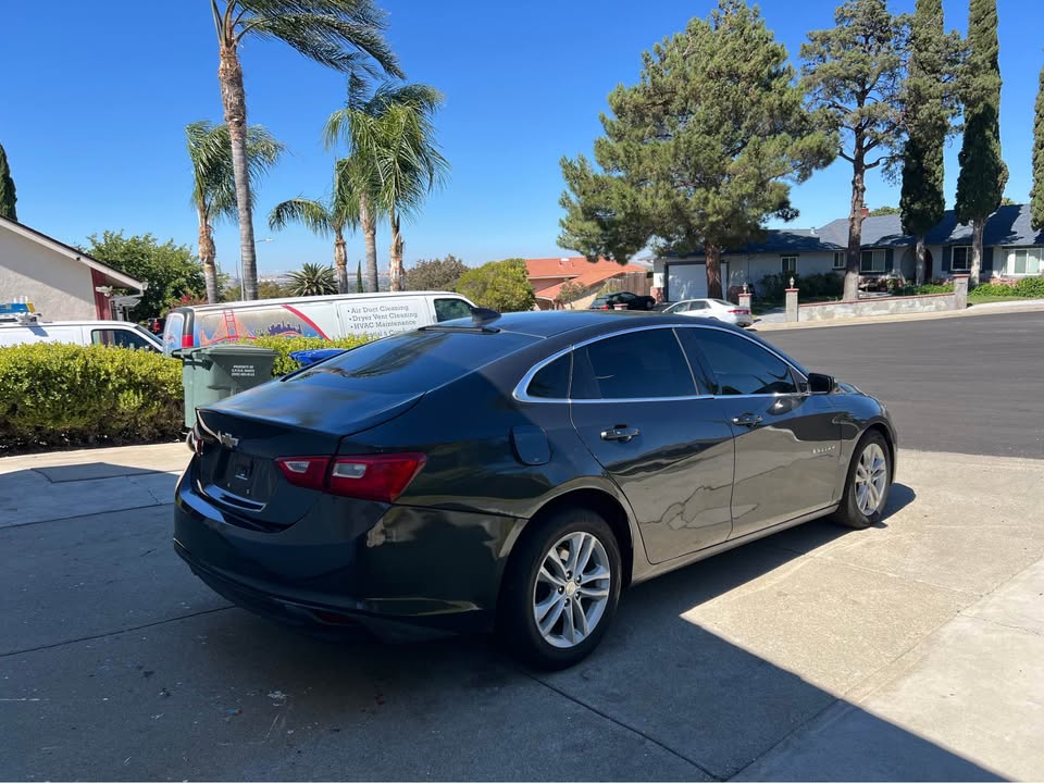 2018 Chevrolet malibu - AUTOMOBILE - United States - Photo 2