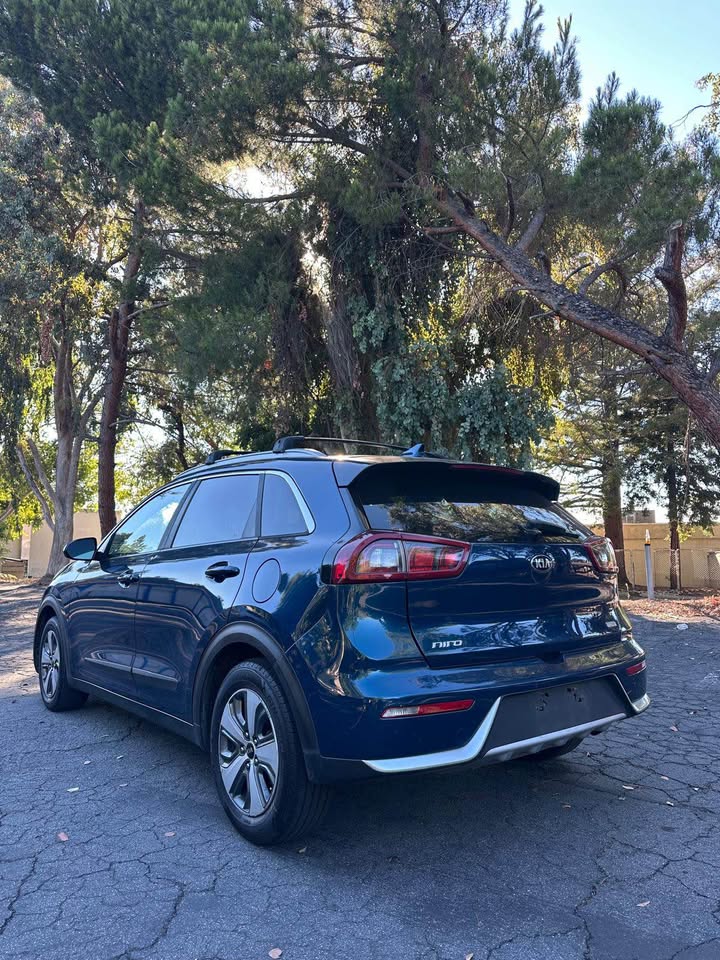 2019 Kia niro - AUTOMOBILE - United States - Photo 5