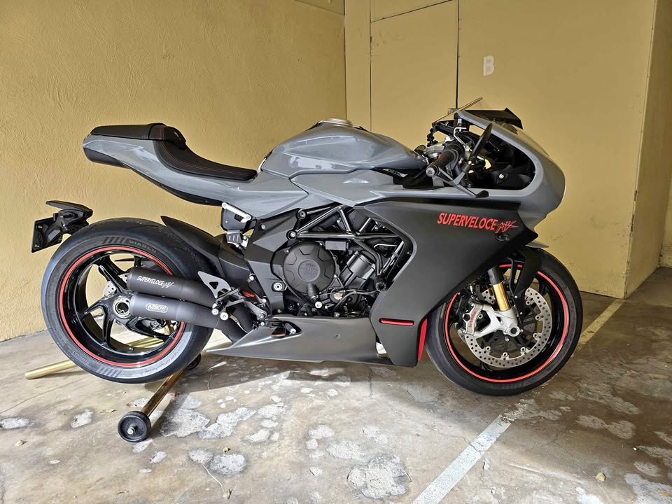2023 MV Agusta superveloce 800 - MOTORCYCLE - United States - Photo 3